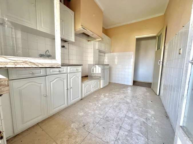 Apartamento T3 para Venda em Caparica e Trafaria Foto 6