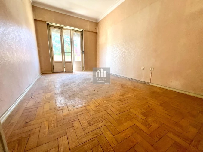 Apartamento T3 para Venda em Caparica e Trafaria Foto 7