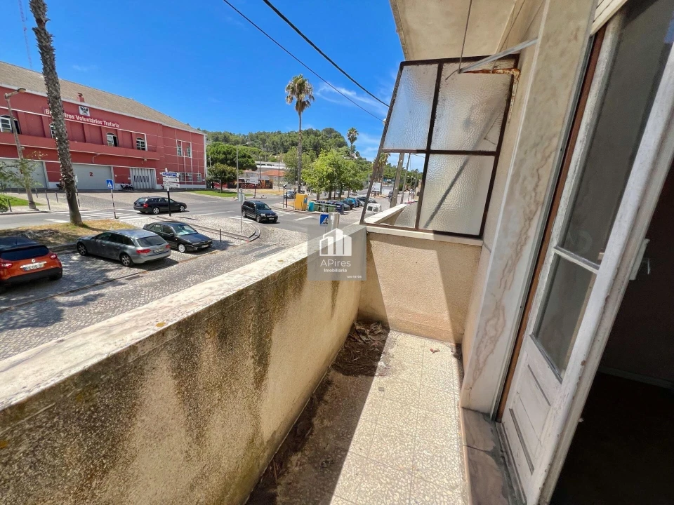 Apartamento T3 para Venda em Caparica e Trafaria Foto 4