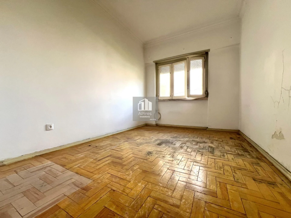 Apartamento T3 para Venda em Caparica e Trafaria Foto 13