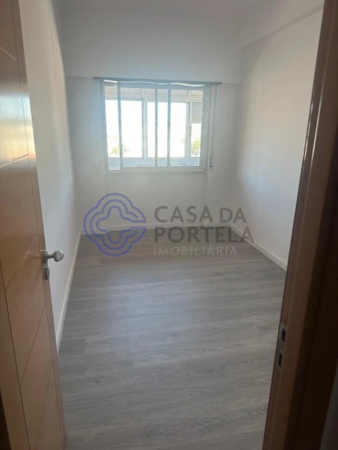 Moradia T3 para Venda em Póvoa de Santo Adrião e Olival Basto