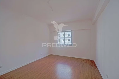 Apartamento T2 para Venda em Algueirão-Mem Martins