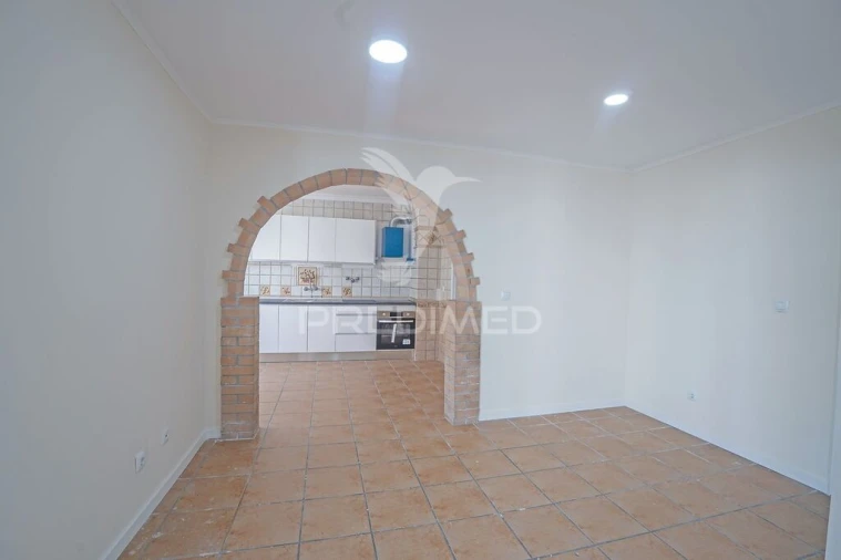 Apartamento T2 para Venda em Algueirão-Mem Martins Foto 6