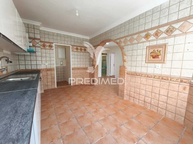 Apartamento T2 para Venda em Algueirão-Mem Martins Foto 3