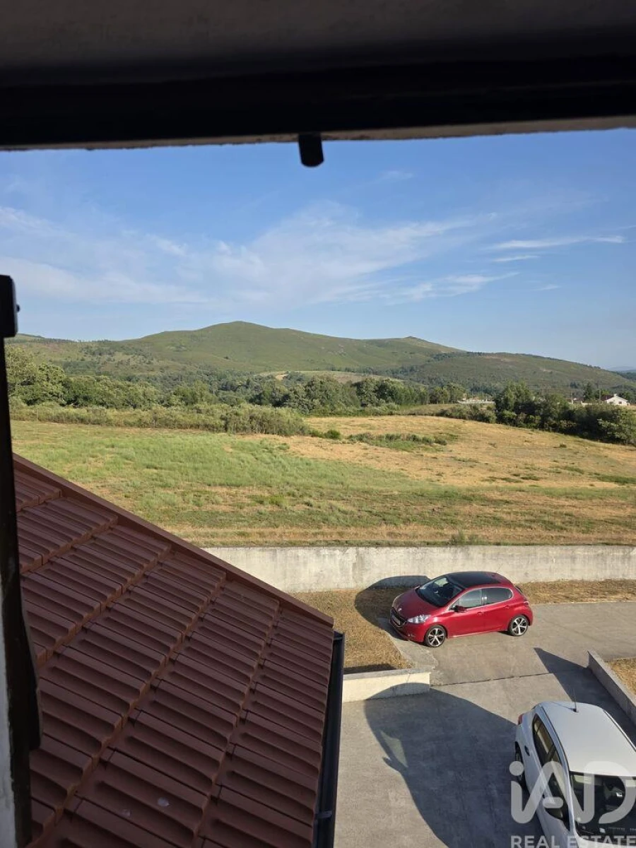 Moradia T7 para Venda em Montalegre e Padroso Foto 11