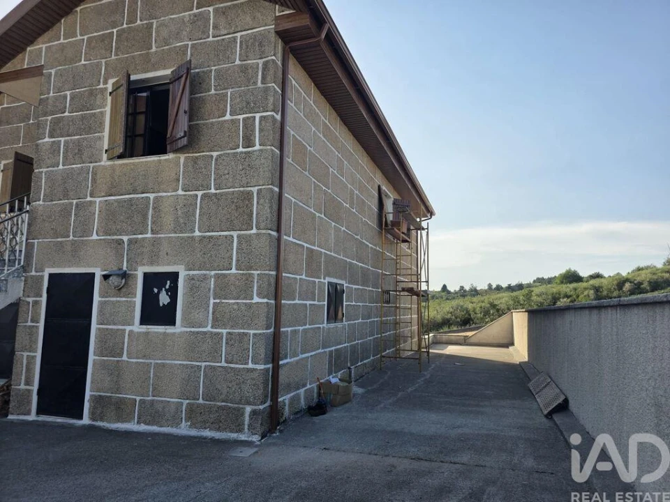 Moradia T7 para Venda em Montalegre e Padroso Foto 24