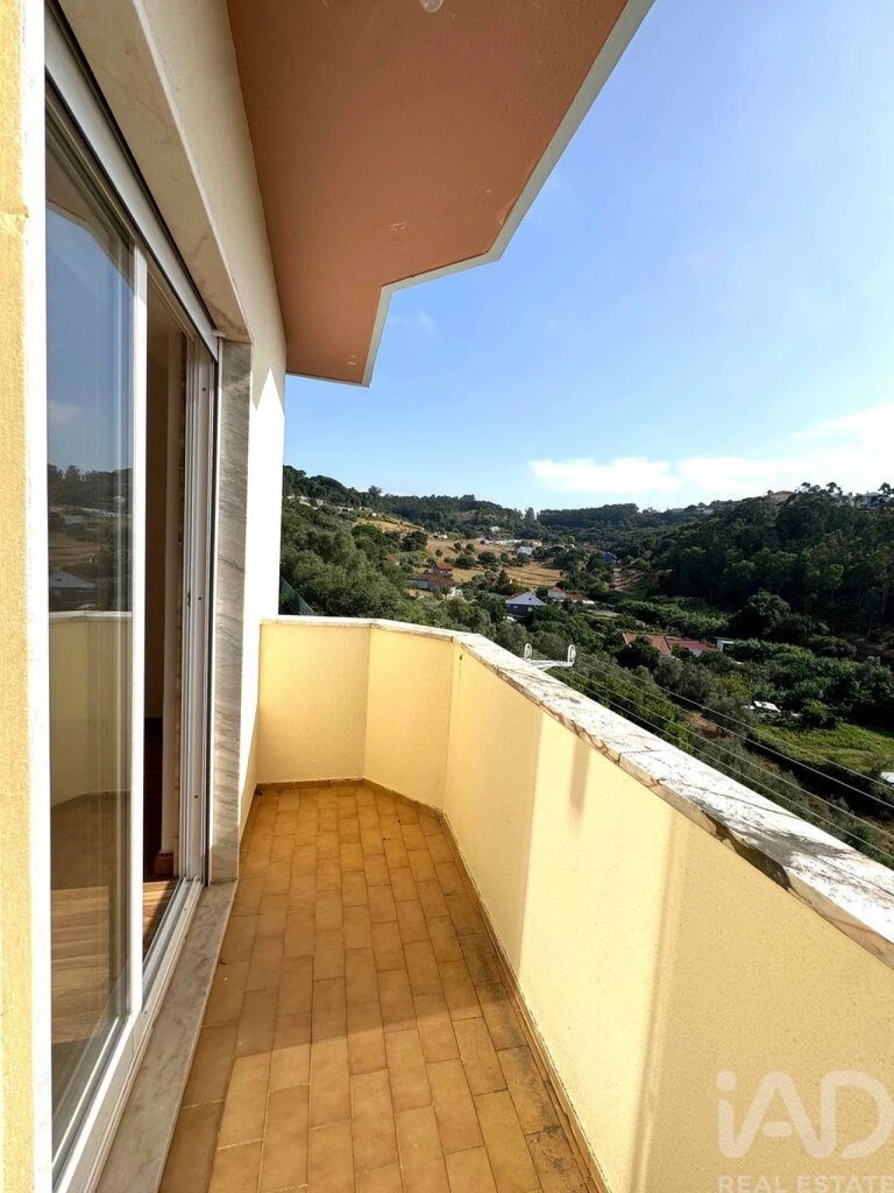Apartamento T2 para Arrendamento em Ramada e Caneças Foto 12