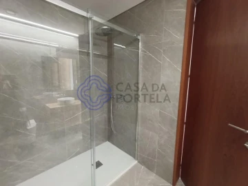 Apartamento T5 para Venda em Bougado (São Martinho e Santiago)