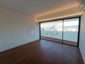 Apartamento T5 para Venda em Bougado (São Martinho e Santiago)