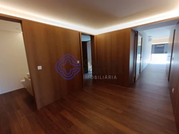 Apartamento T5 para Venda em Bougado (São Martinho e Santiago)