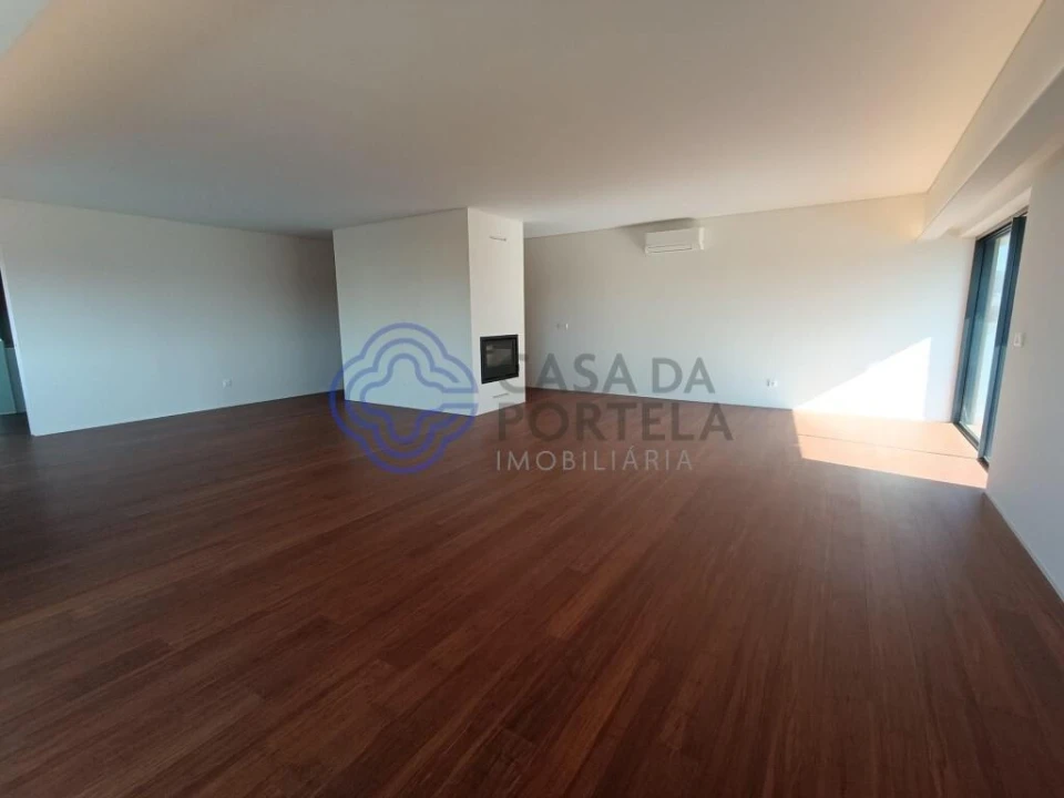Apartamento T5 para Venda em Bougado (São Martinho e Santiago) Foto 4