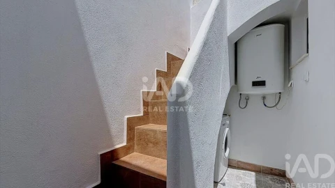 Moradia T1 para Venda em Olhão