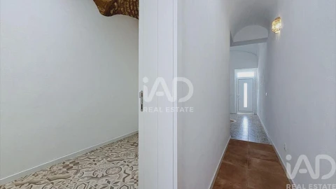 Moradia T1 para Venda em Olhão