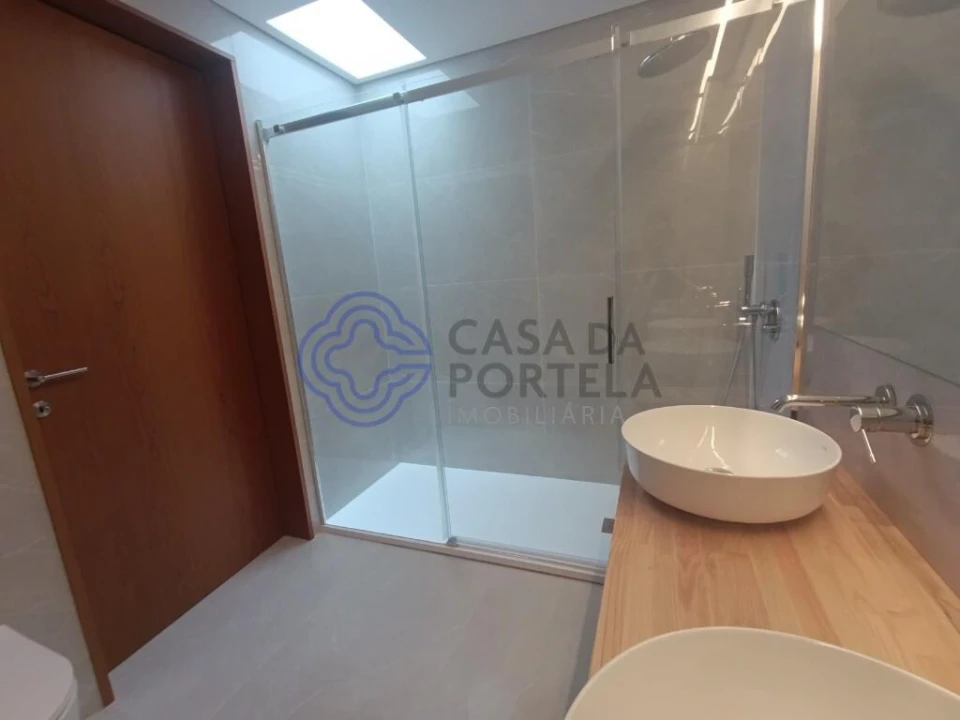 Apartamento T4 para Venda em Bougado (São Martinho e Santiago) Foto 27