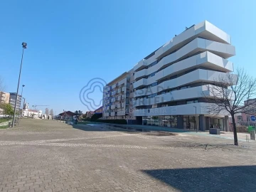 Apartamento T4 para Venda em Bougado (São Martinho e Santiago)