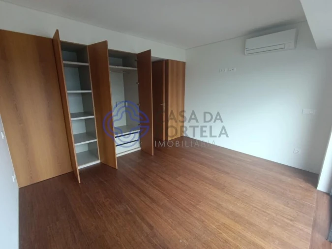 Apartamento T4 para Venda em Bougado (São Martinho e Santiago) Foto 31