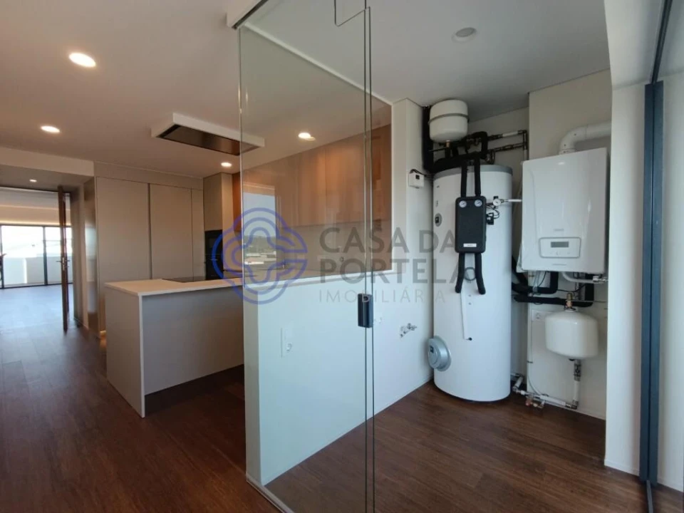 Apartamento T4 para Venda em Bougado (São Martinho e Santiago) Foto 13