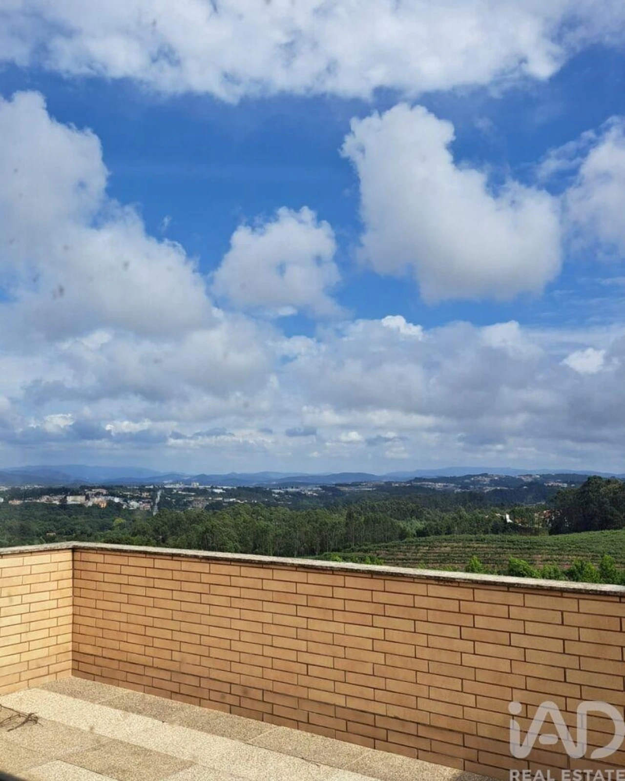 Apartamento T3 para Venda em Vilar de Andorinho Foto 3