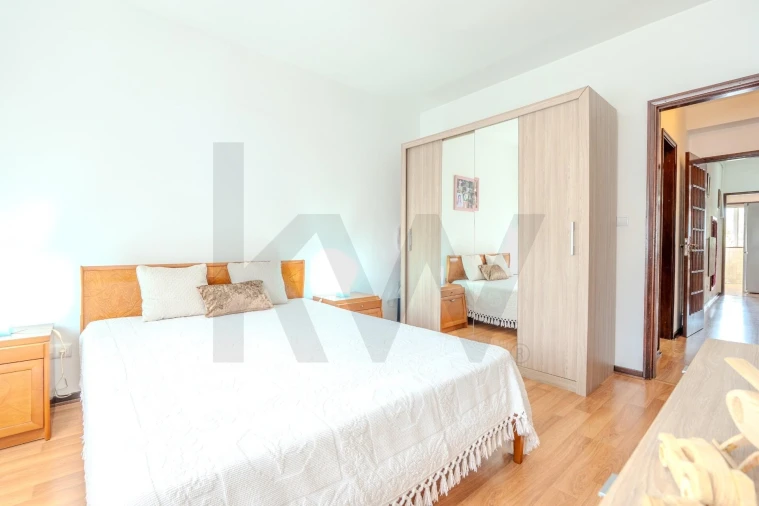 Apartamento T3 para Venda em Cidade da Maia Foto 18