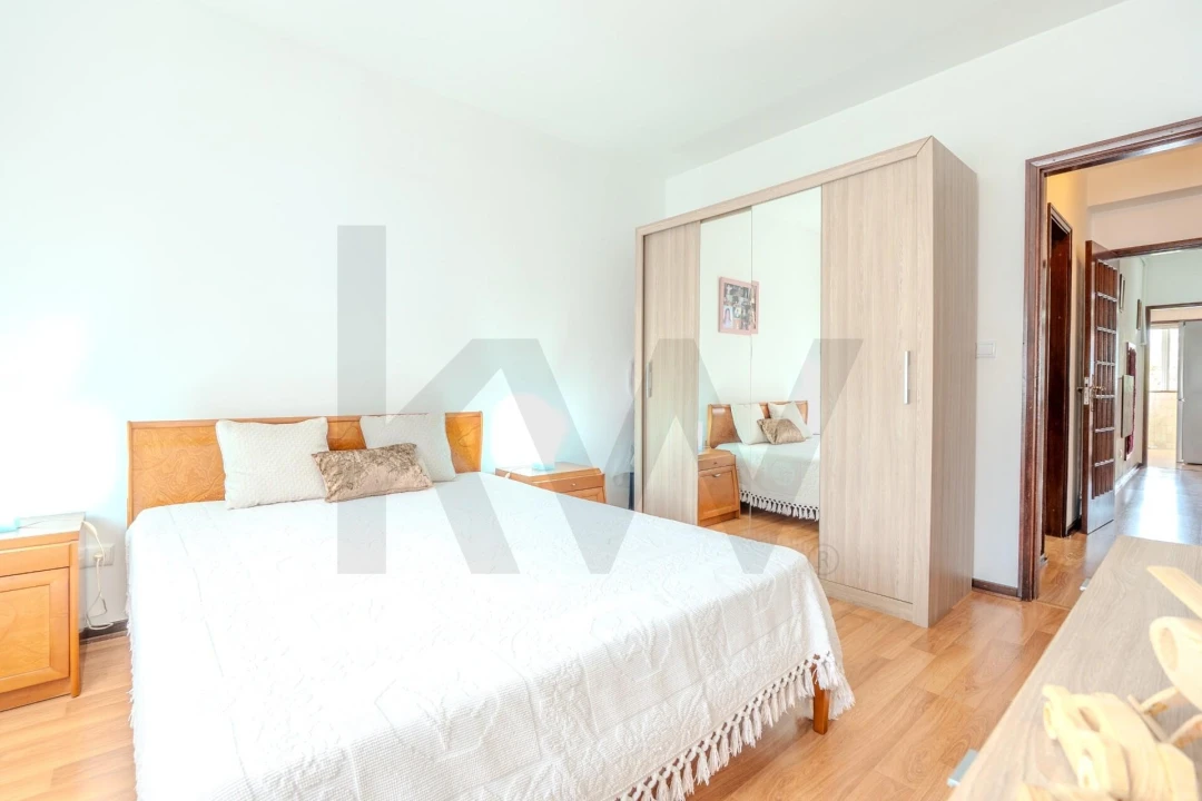 Apartamento T3 para Venda em Cidade da Maia Foto 18