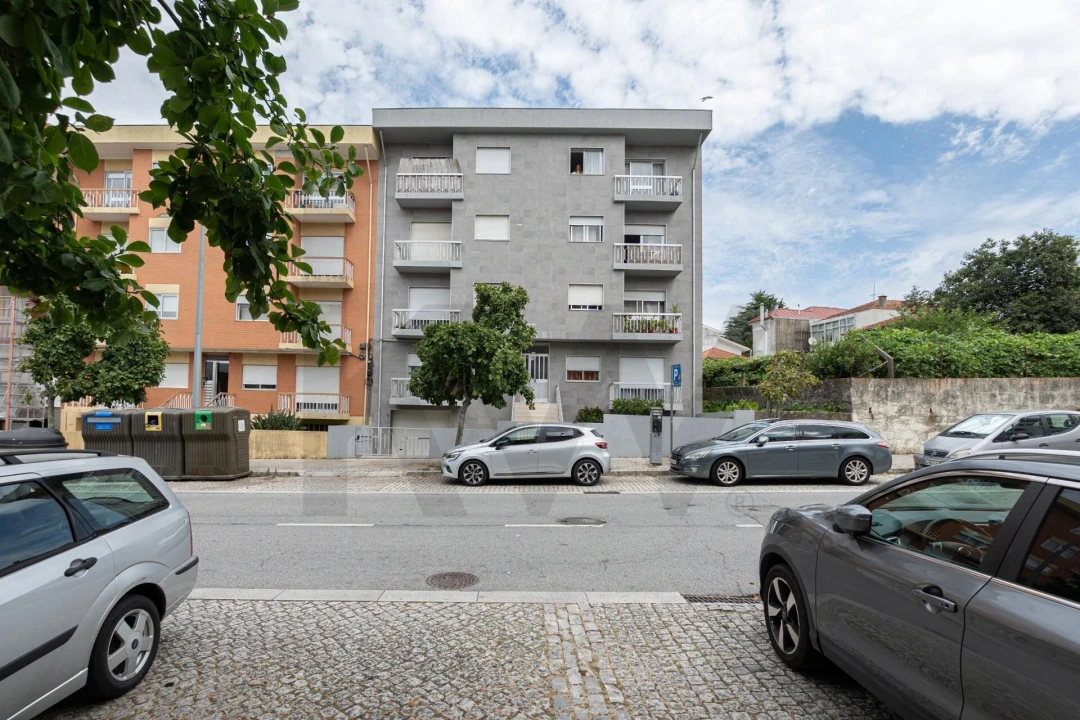 Apartamento T3 para Venda em Cidade da Maia Foto 25