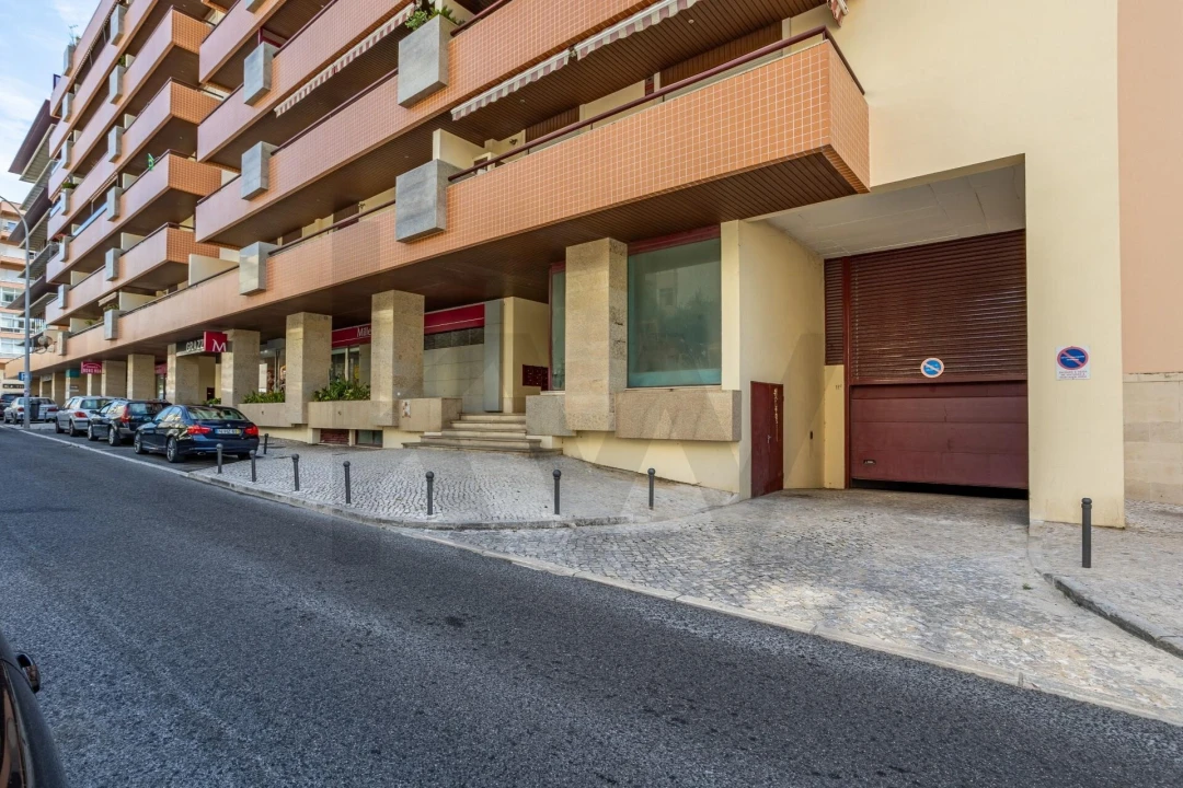 Apartamento T3 para Venda em Oeiras e São Julião da Barra, Paço de Arcos e Caxias Foto 32