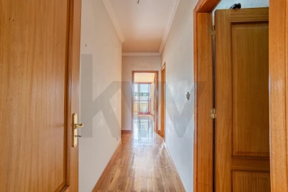 Apartamento T3 para Venda em Oeiras e São Julião da Barra, Paço de Arcos e Caxias