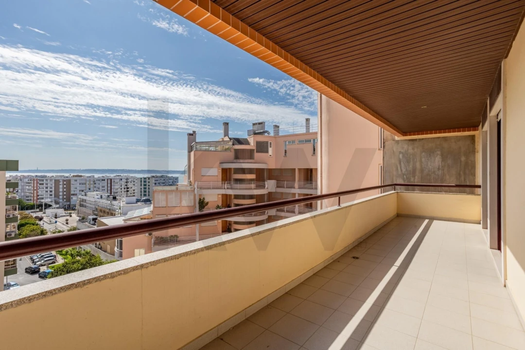Apartamento T3 para Venda em Oeiras e São Julião da Barra, Paço de Arcos e Caxias Foto 21