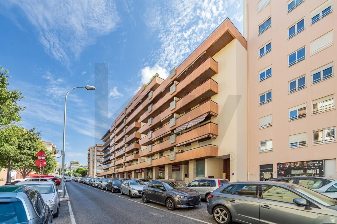 Apartamento T3 para Venda em Oeiras e São Julião da Barra, Paço de Arcos e Caxias Foto 33