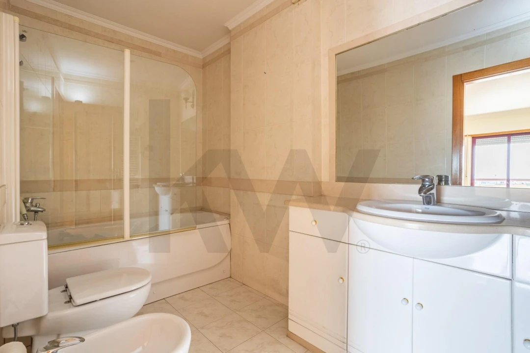 Apartamento T3 para Venda em Oeiras e São Julião da Barra, Paço de Arcos e Caxias Foto 27