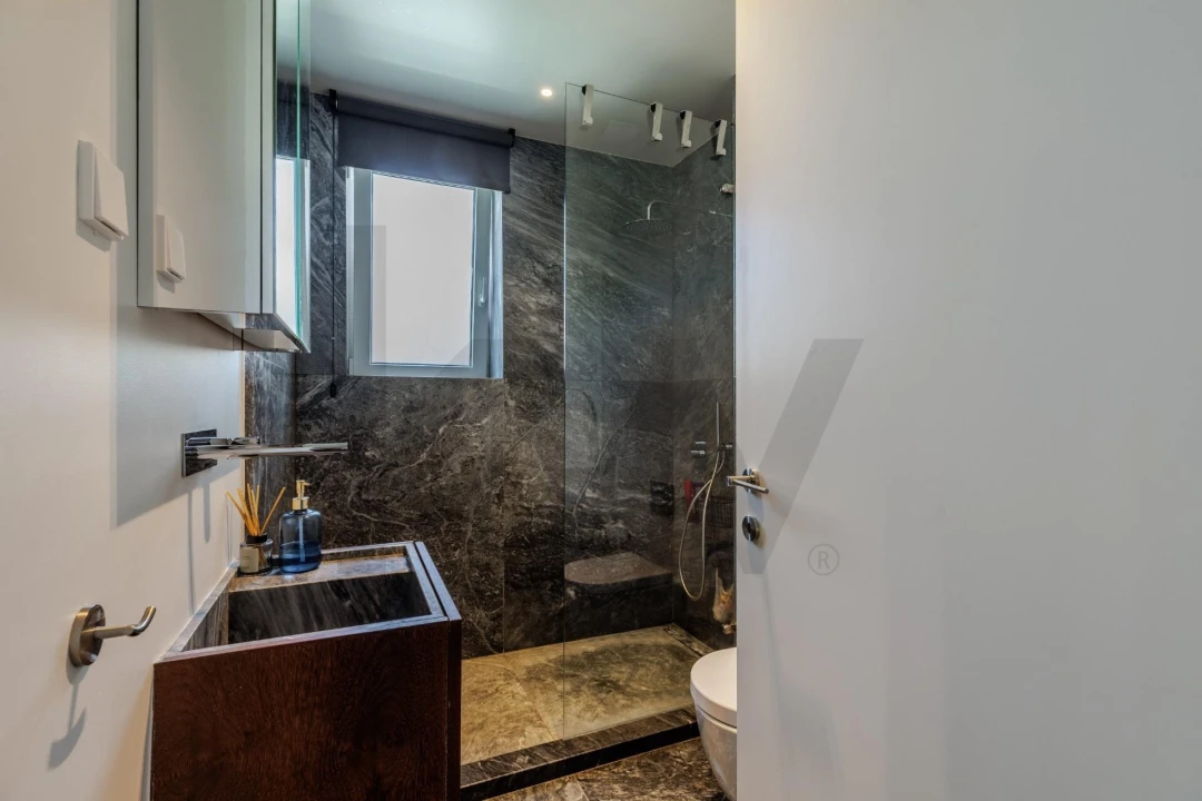Apartamento T1 para Arrendamento em Estrela Foto 6