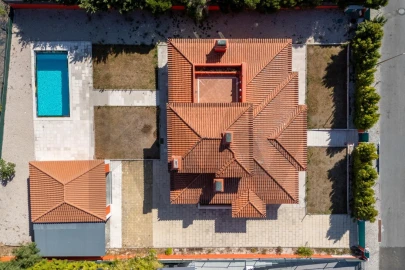 Moradia T5 para Venda em São João das Lampas e Terrugem