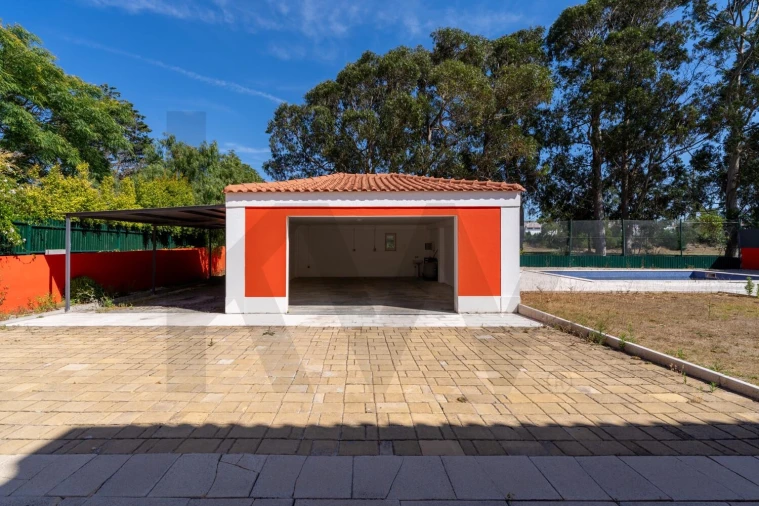 Moradia T5 para Venda em São João das Lampas e Terrugem Foto 37