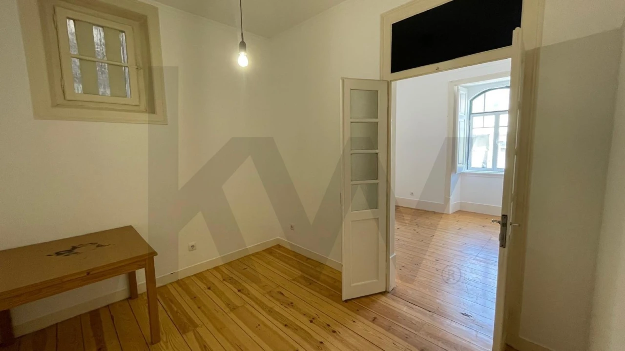 Apartamento T3 para Arrendamento em Penha de França Foto 4