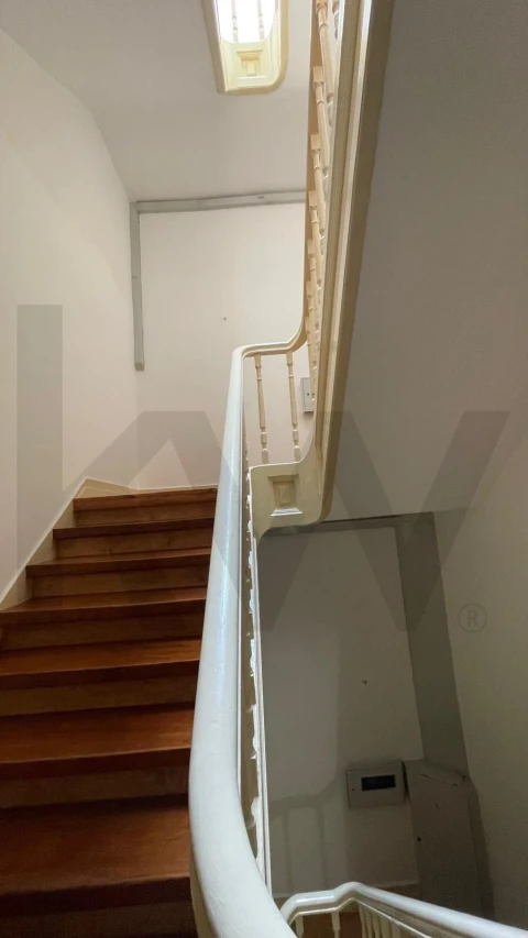 Apartamento T3 para Arrendamento em Penha de França