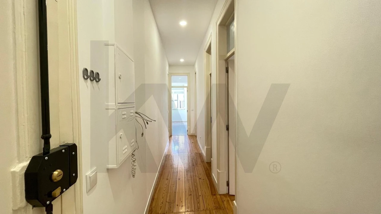 Apartamento T3 para Arrendamento em Penha de França Foto 7