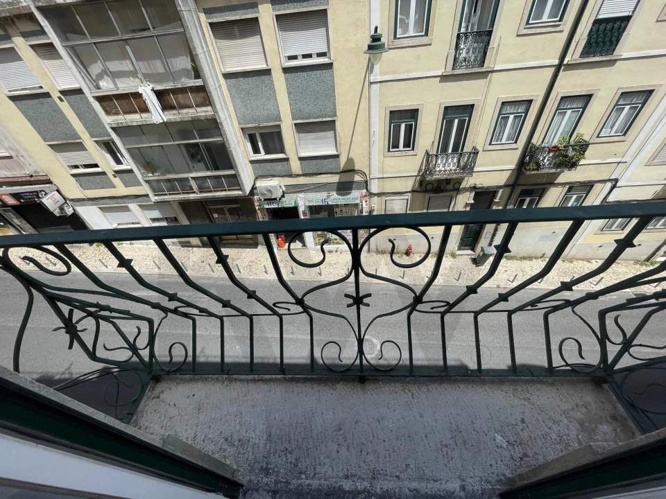Apartamento T3 para Arrendamento em Penha de França Foto 25