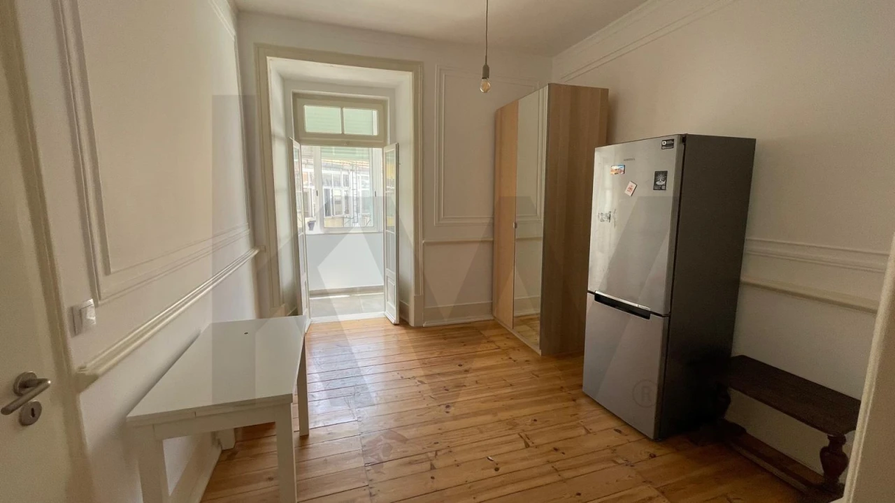 Apartamento T3 para Arrendamento em Penha de França Foto 10