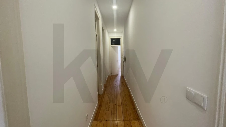 Apartamento T3 para Arrendamento em Penha de França