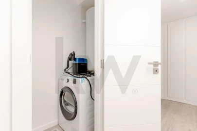 Apartamento T3 para Arrendamento em Charneca de Caparica e Sobreda
