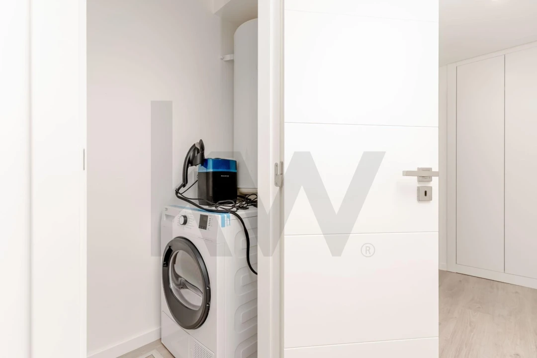 Apartamento T3 para Arrendamento em Charneca de Caparica e Sobreda Foto 31