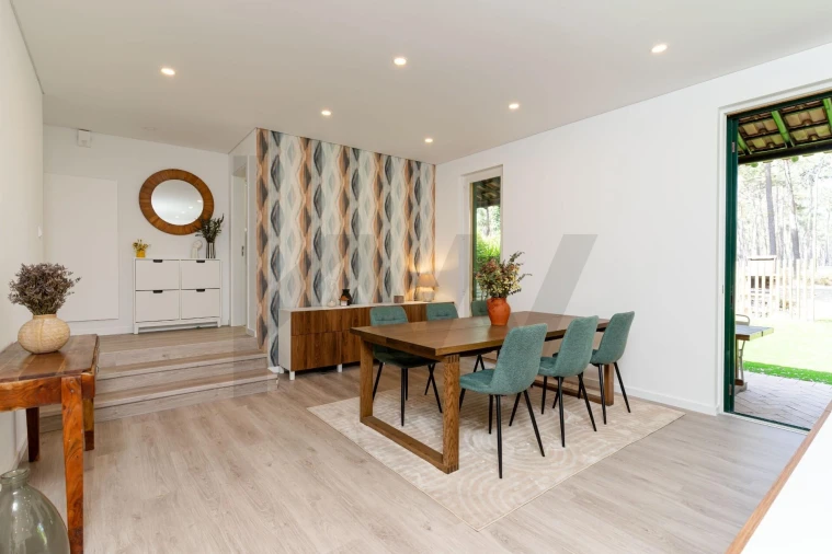 Apartamento T3 para Arrendamento em Charneca de Caparica e Sobreda Foto 4