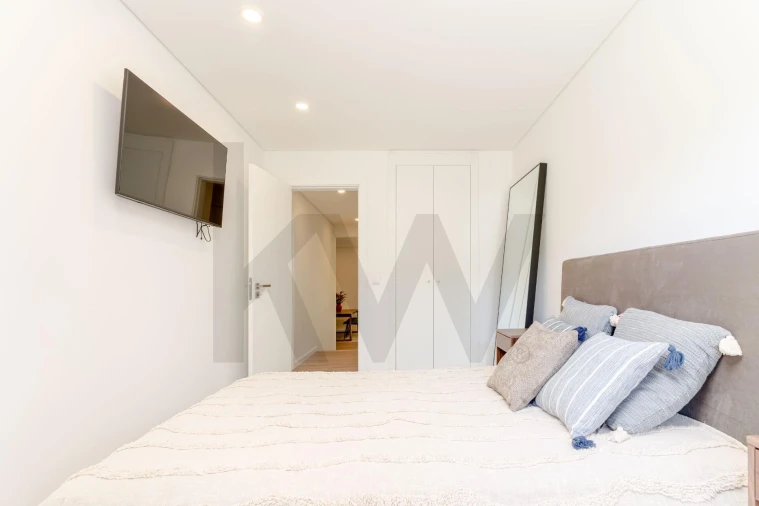 Apartamento T3 para Arrendamento em Charneca de Caparica e Sobreda Foto 33