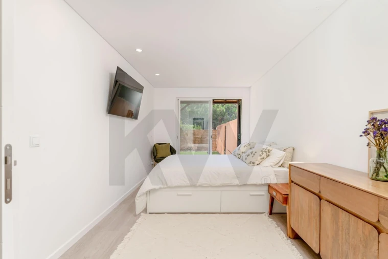 Apartamento T3 para Arrendamento em Charneca de Caparica e Sobreda Foto 25