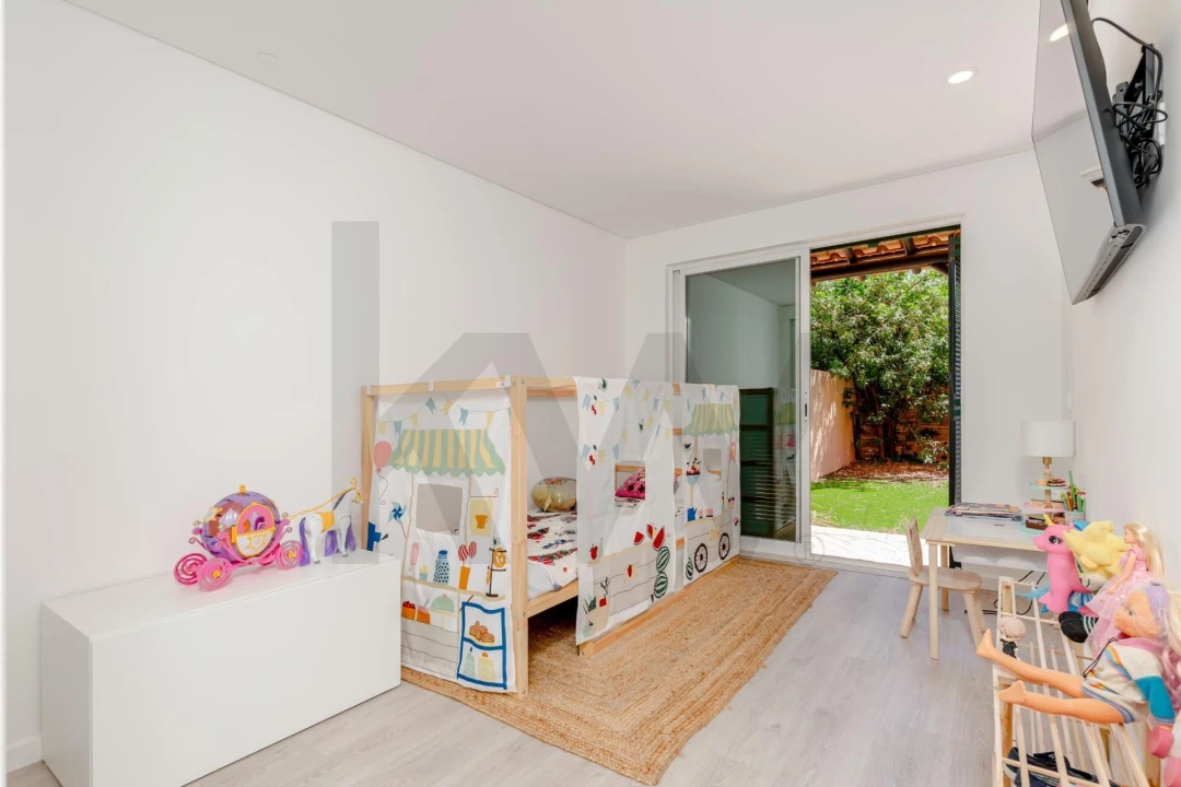 Apartamento T3 para Arrendamento em Charneca de Caparica e Sobreda Foto 36