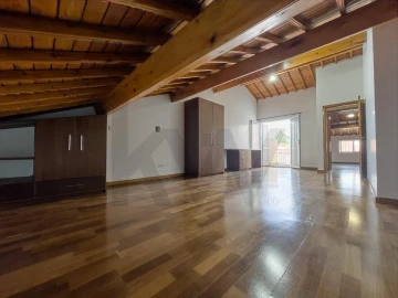 Moradia T5 para Venda em Fajã de Cima
