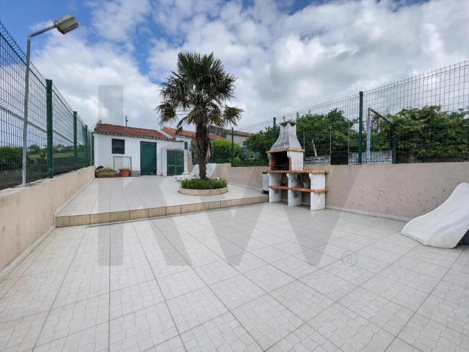 Moradia T5 para Venda em Fajã de Cima Foto 28