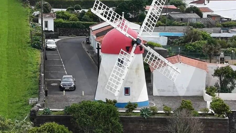 Moradia T5 para Venda em Fajã de Cima