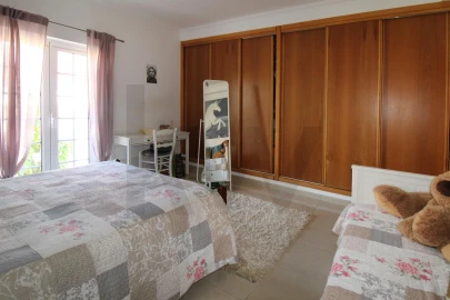 Moradia T2 para Venda em Alcoentre