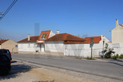 Moradia T2 para Venda em Alcoentre